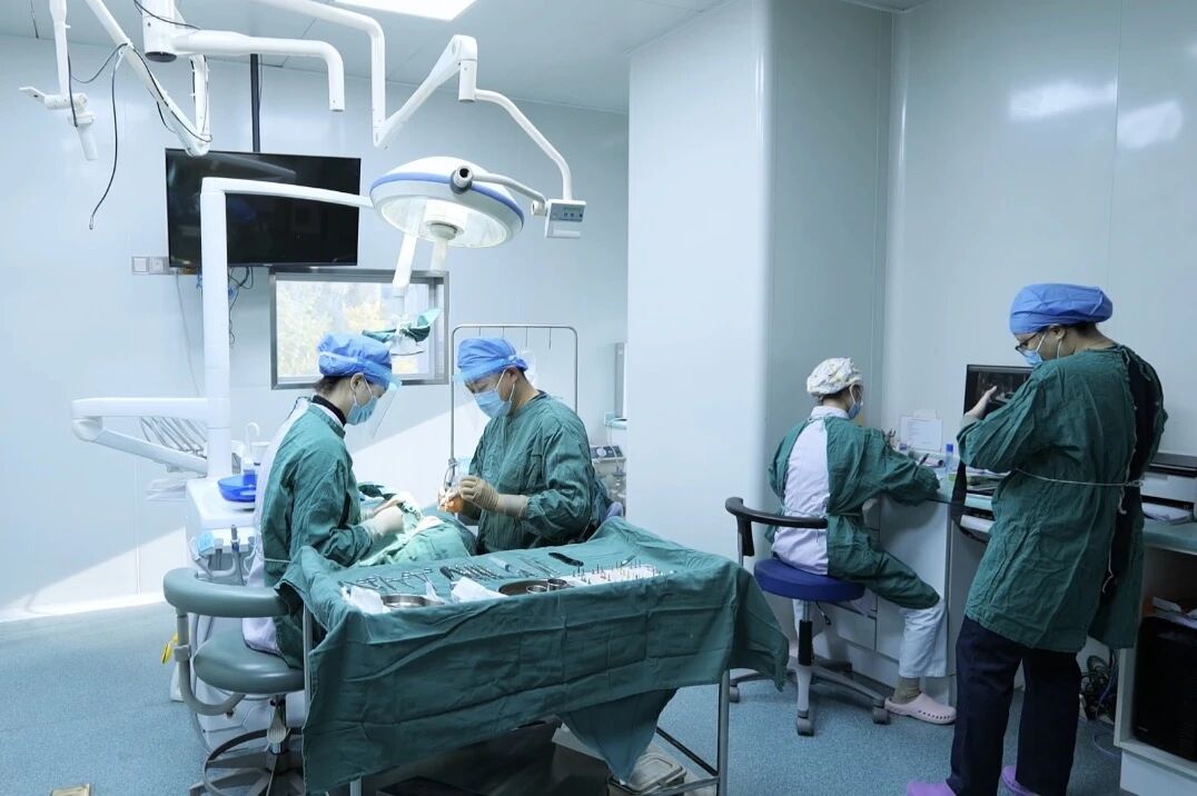 2026 Cost Comparison: Dental Implants in Chengdu, China vs. the USA (Based on ADA 2026 Data)