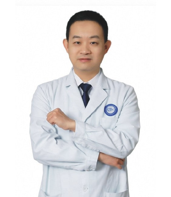 Dr. Teng Lizhao, Ph.D., Chief Physician and Acting Executive President at Chengdu An Yu Dental Hospital, specializing in full-mouth implant rehabilitation, functional occlusion management, and implant prosthetic restoration.
