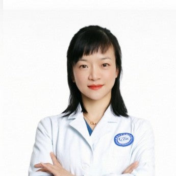 Headshot of Dr. Xiao Qiaoling, Associate Chief Physician and Co-President at Chengdu An Yu Dental Hospital.